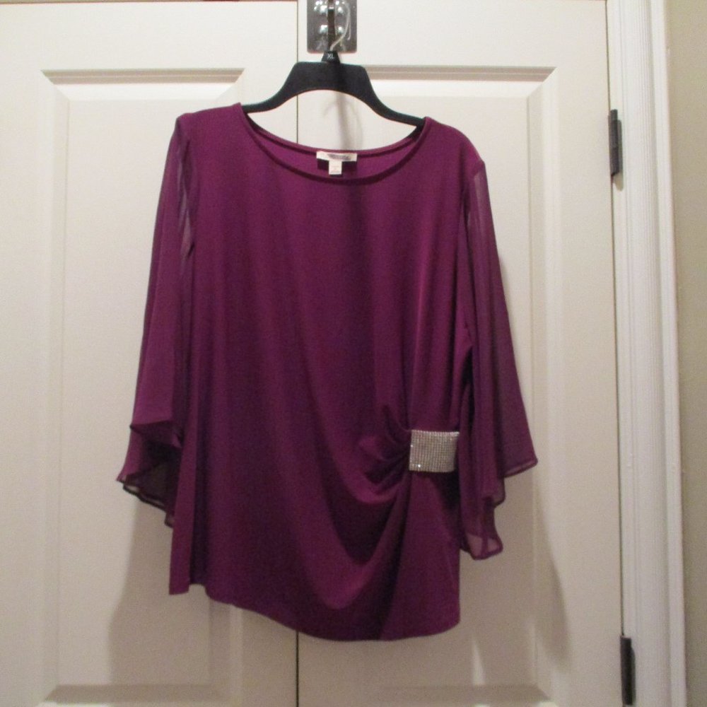 Dressy blouse with cinched waist